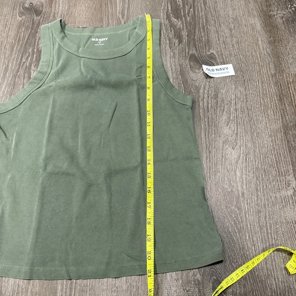 NWT Old Navy Green Snug Crop Tank Top - Picture 7 of 7